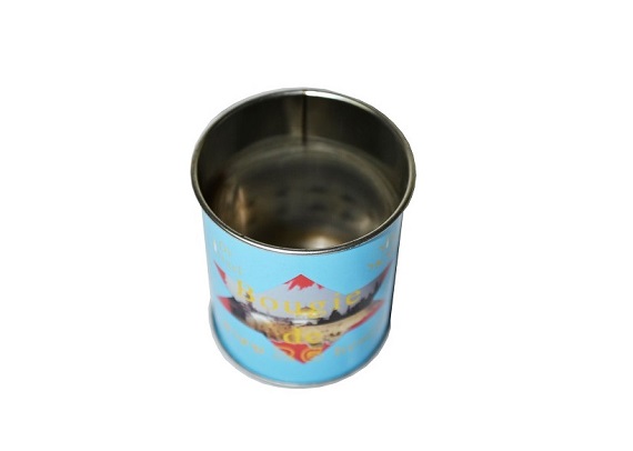 Colorful mini candle tin can